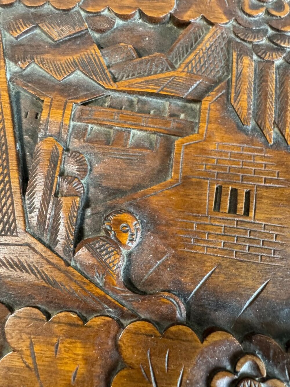Vintage Camphor Wood Asian Village Scene Tribal Folk Art Storage Box 12" - Picture 9 of 13